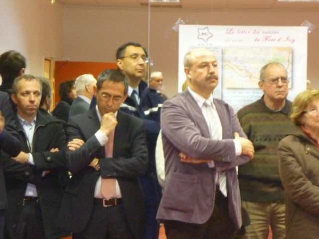 Au 1er plan : Raymond Loiseleur (DG de la Semads) et le Colonel Alain Crombez (commandant du site DGGN).