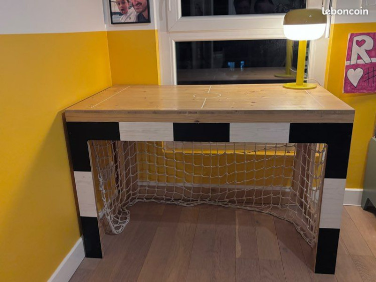 bureau 1.jpg